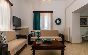 Nostos House